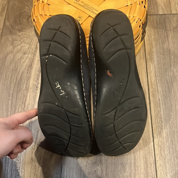 Clarks Shoes Blue Suede Slip on Loafers Size 7.5 - Picture 8 of 8